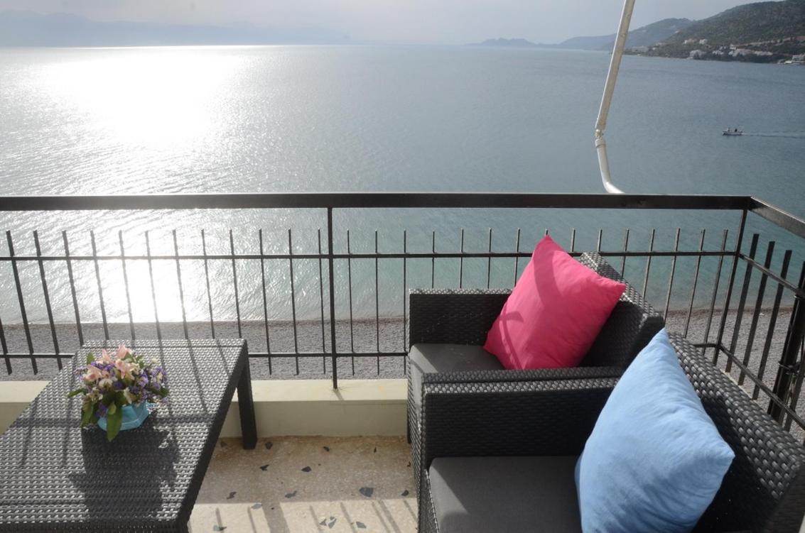 Captain'S Home Loutraki Dış mekan fotoğraf