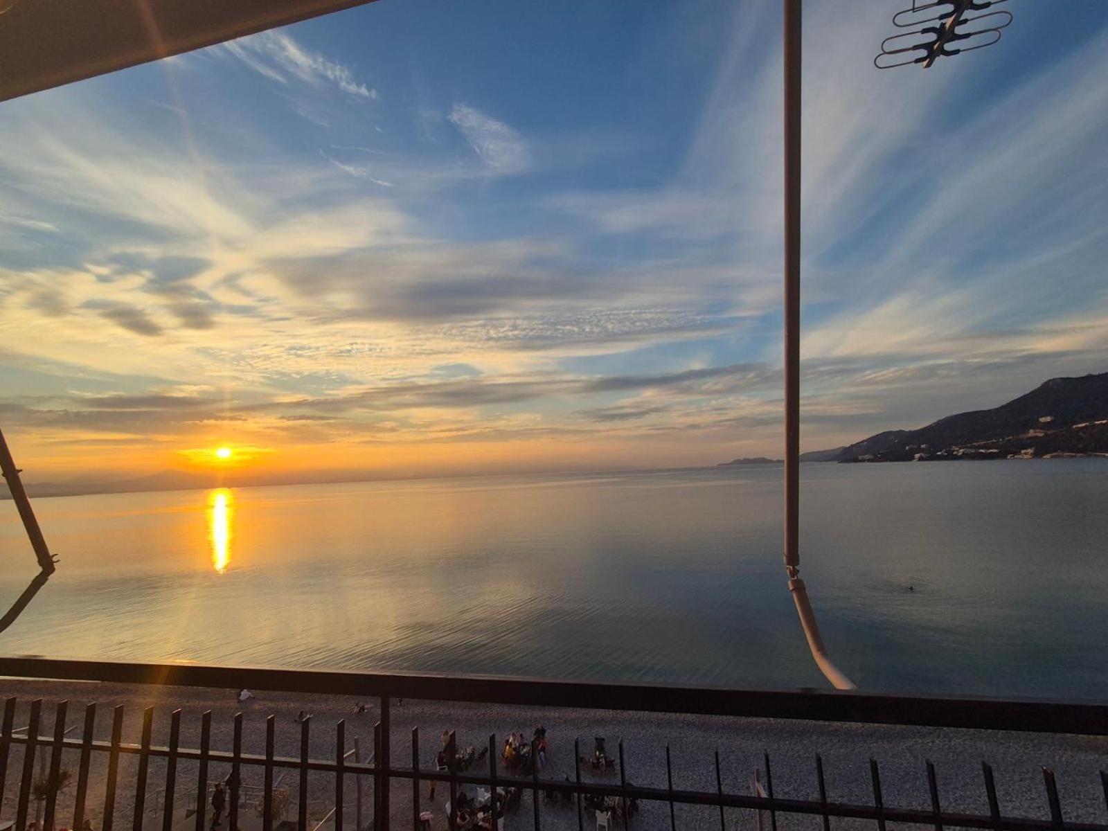 Captain'S Home Loutraki Dış mekan fotoğraf